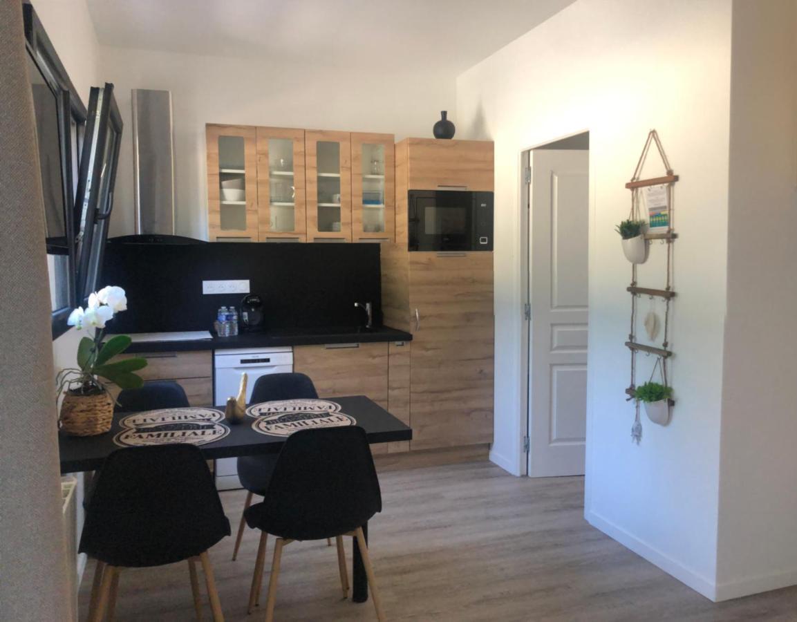 Charmante Maisonnette Avec Terrasse A 100M De La Plage Langrune-sur-Mer Kültér fotó